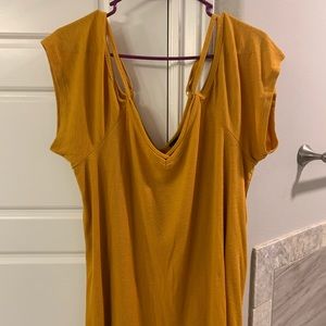 Mustard yellow shirt w/cold shoulder size 2 Torrid